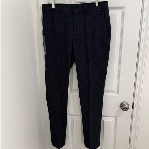 Tommy Hilfiger Navy Dress Pants Size 32X32 NWT